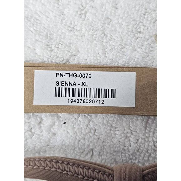 Skims thong panty Nwt - Picture 4 of 8